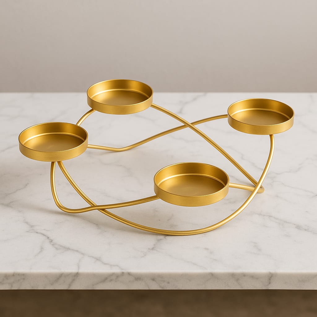 Pillar Holder in Gold